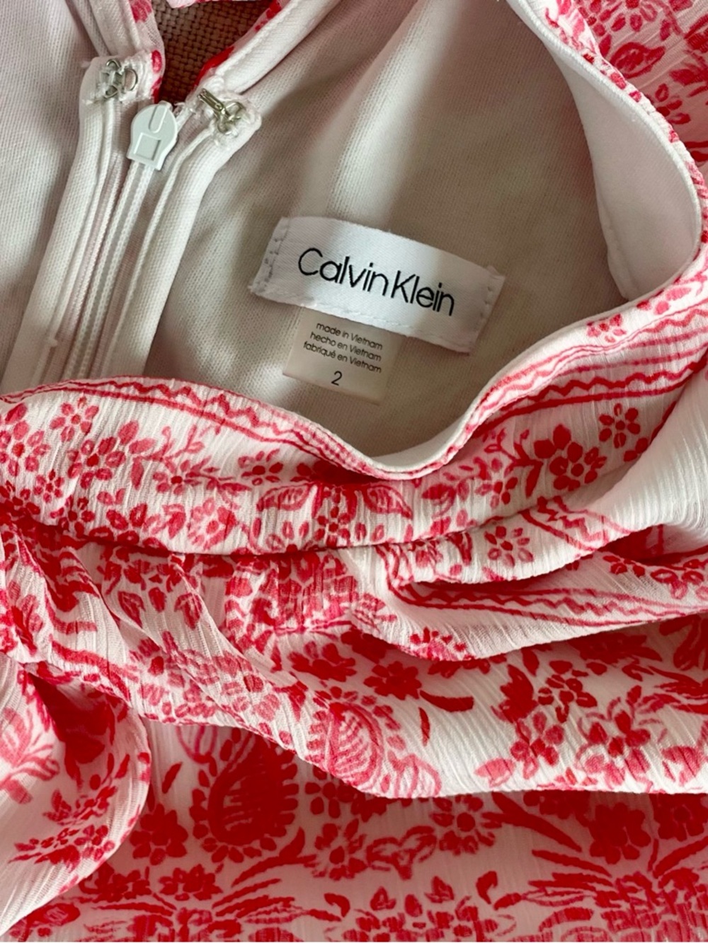 Paisley Pink/White Mock Neck Sleeveless Flowy Dress | Calvin Klein | Size 2 - Picture 9 of 13